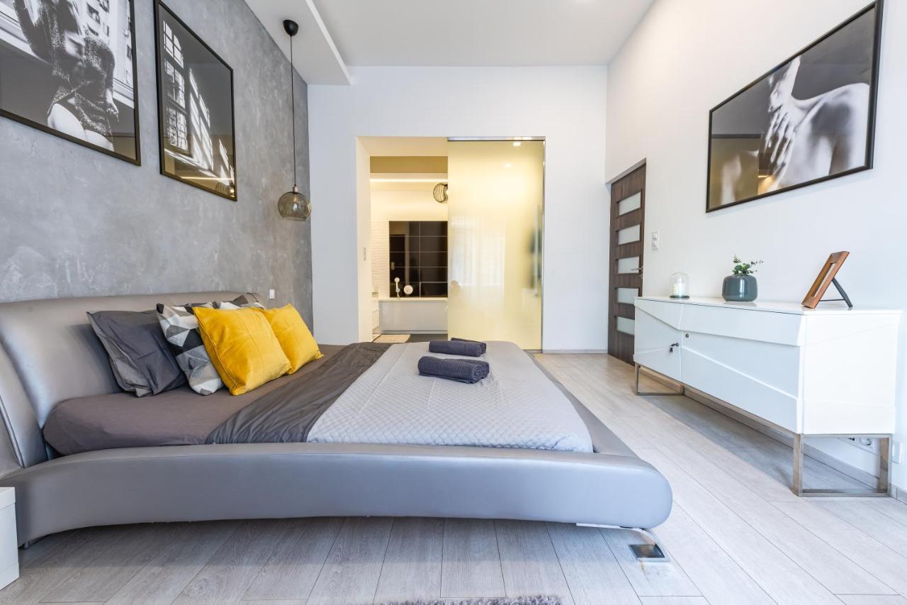 Luxury Nova Home Next To The New York Cafe Budapeste Exterior foto